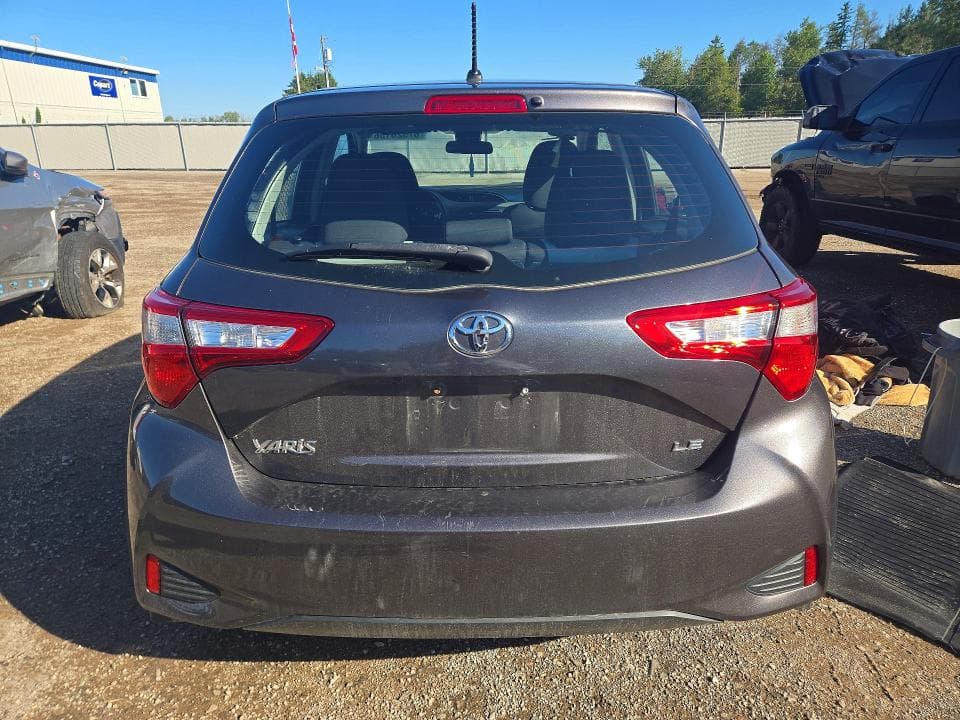 2018 TOYOTA YARIS L 6