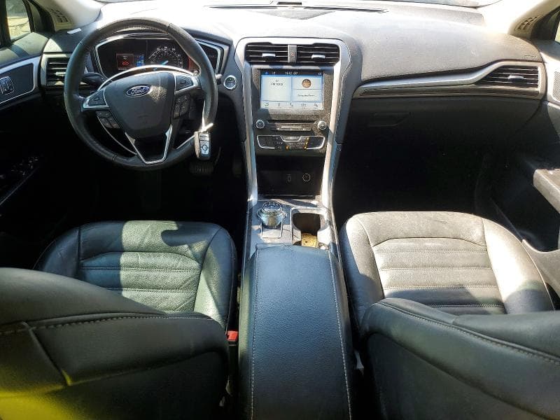 2017 FORD FUSION SE 8