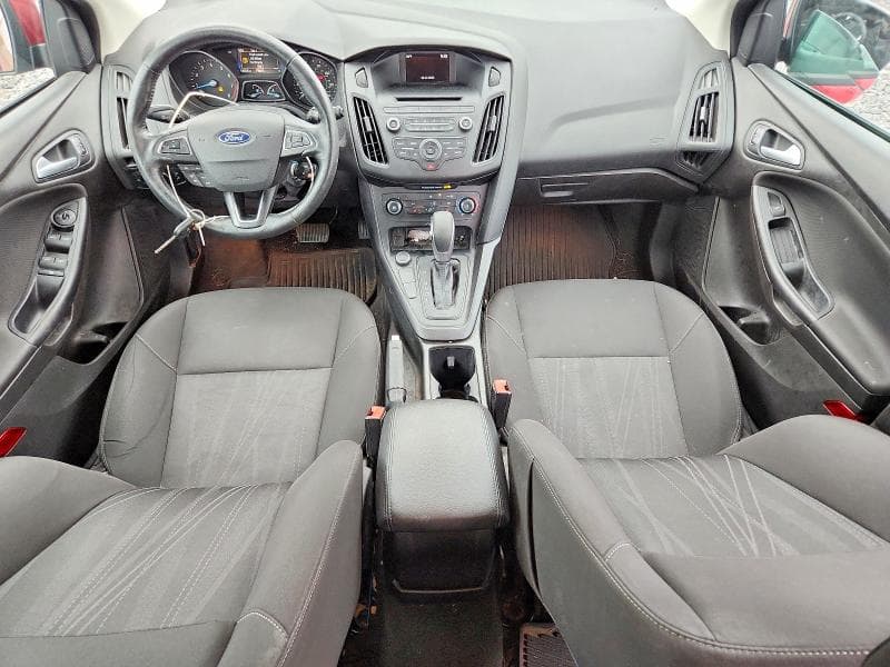 2017 FORD FOCUS SE 8