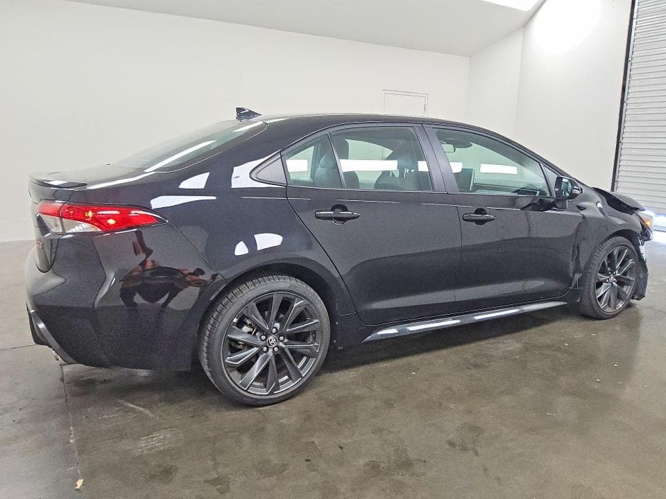 2025 TOYOTA COROLLA SE 3