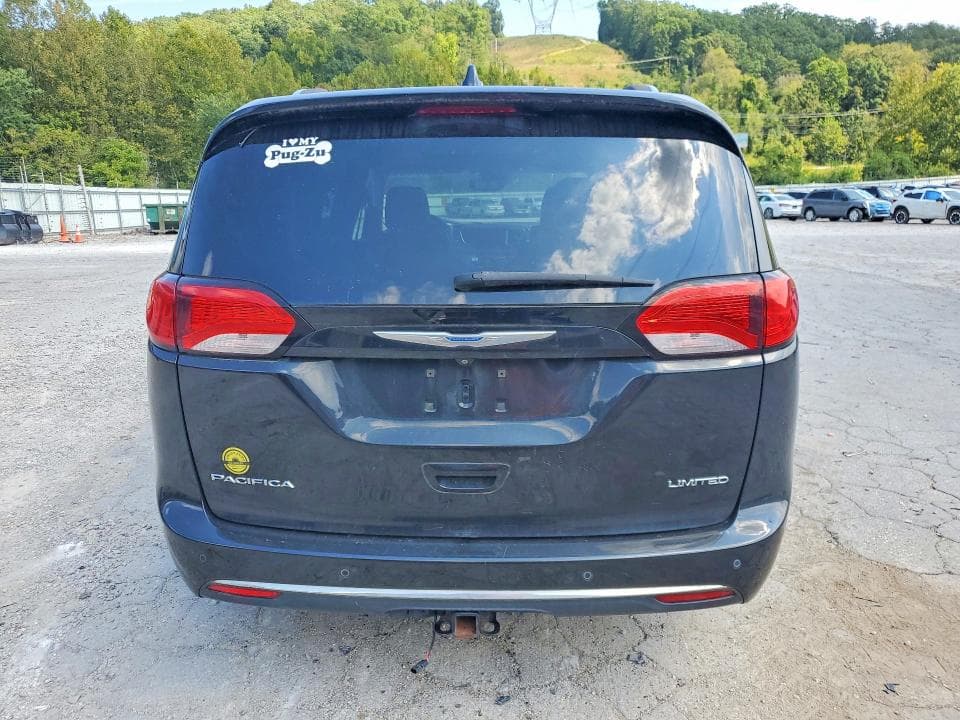 2018 CHRYSLER PACIFICA LIMITED 6