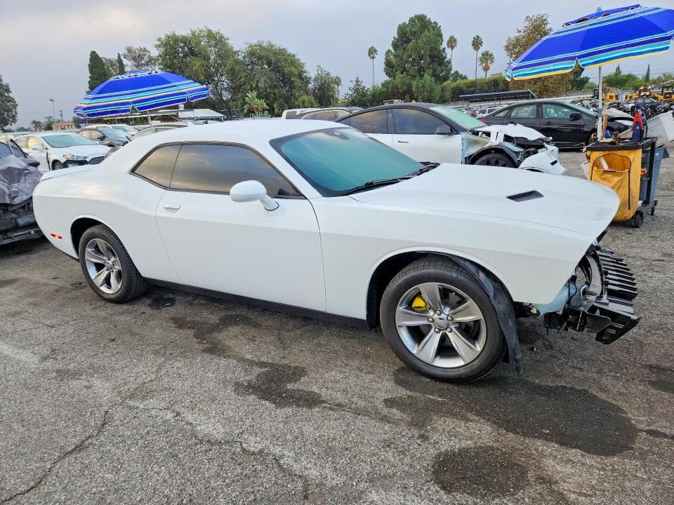 2020 DODGE CHALLENGER SXT 4