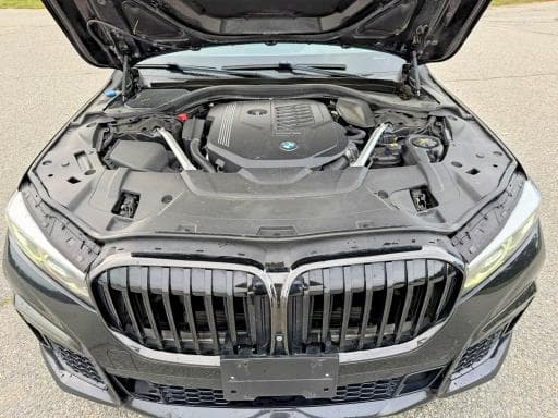 2022 BMW 740 XI 7