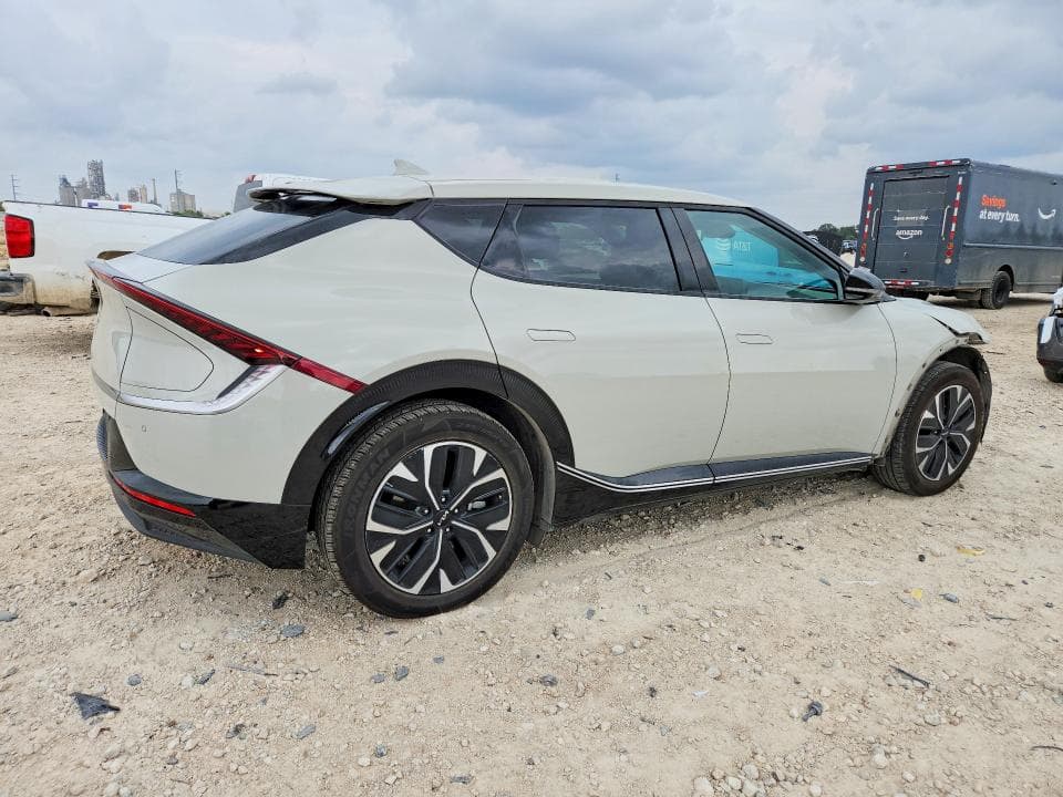 2024 KIA EV6 WIND 3