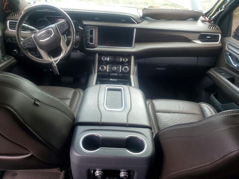 2021 GMC YUKON DENALI 8