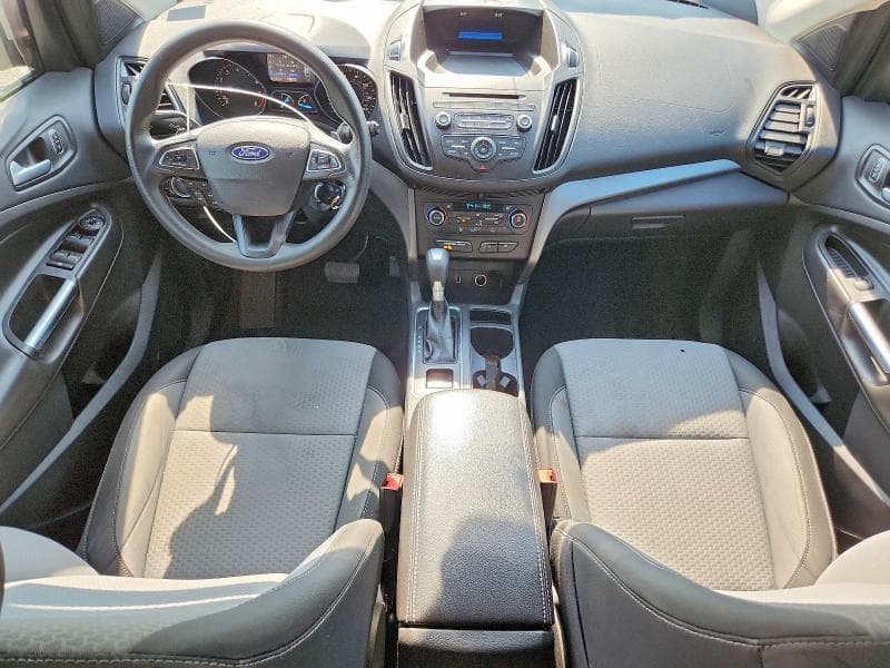 2017 FORD ESCAPE SE 8