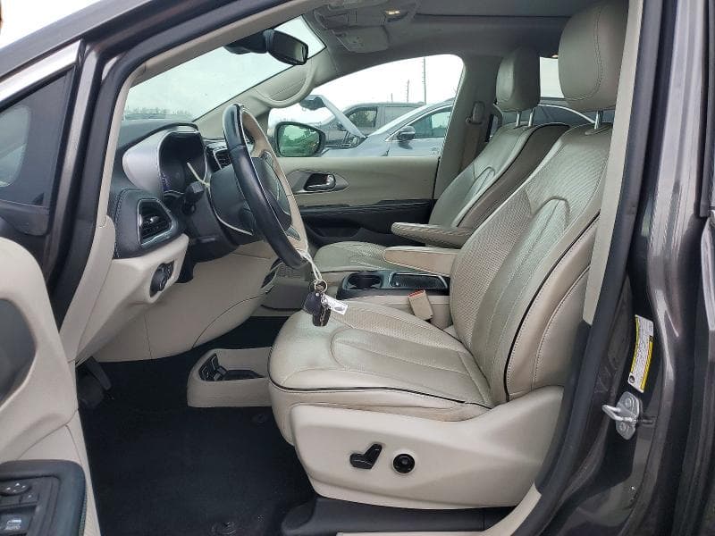 2018 CHRYSLER PACIFICA HYBRID LIMITED 7