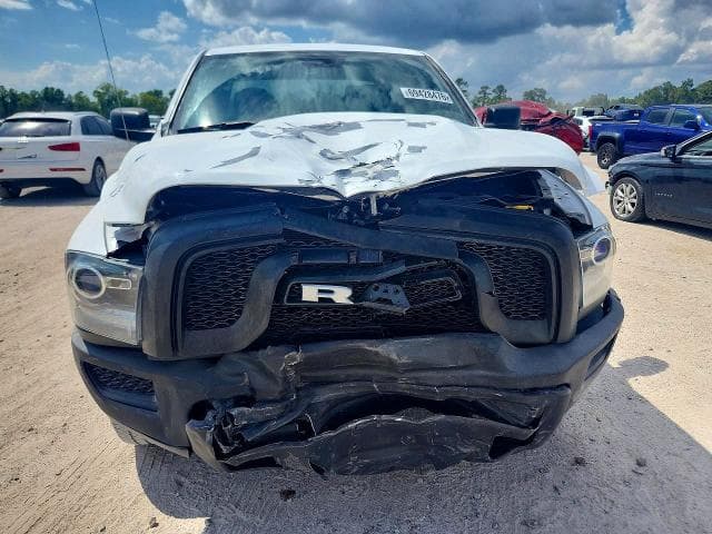 2024 RAM 1500 CLASSIC SLT 5