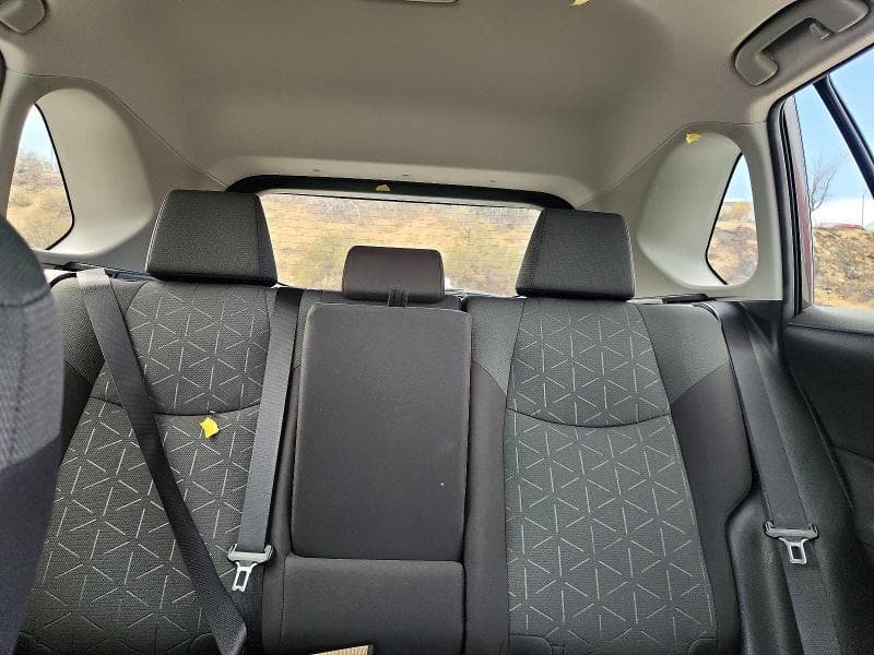 2022 TOYOTA RAV4 XLE 10