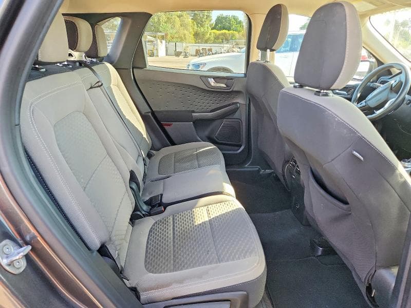 2020 FORD ESCAPE SE 11