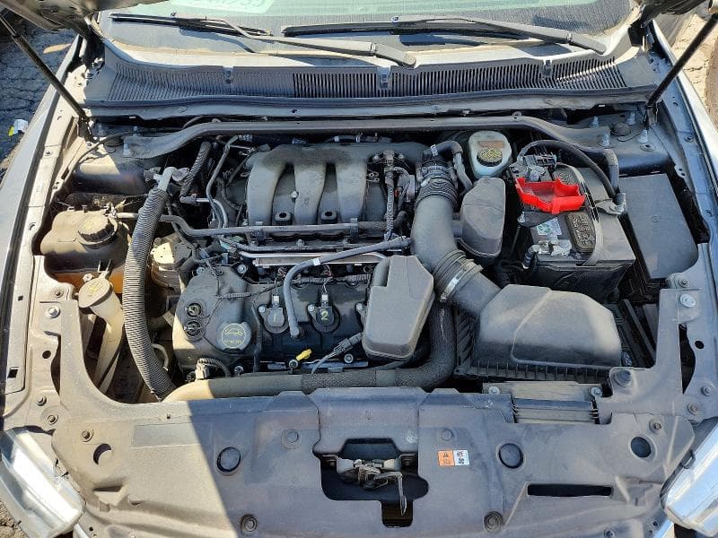 2017 FORD TAURUS SEL 11