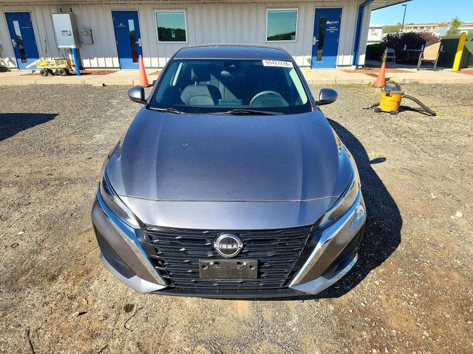 2023 NISSAN ALTIMA S 5