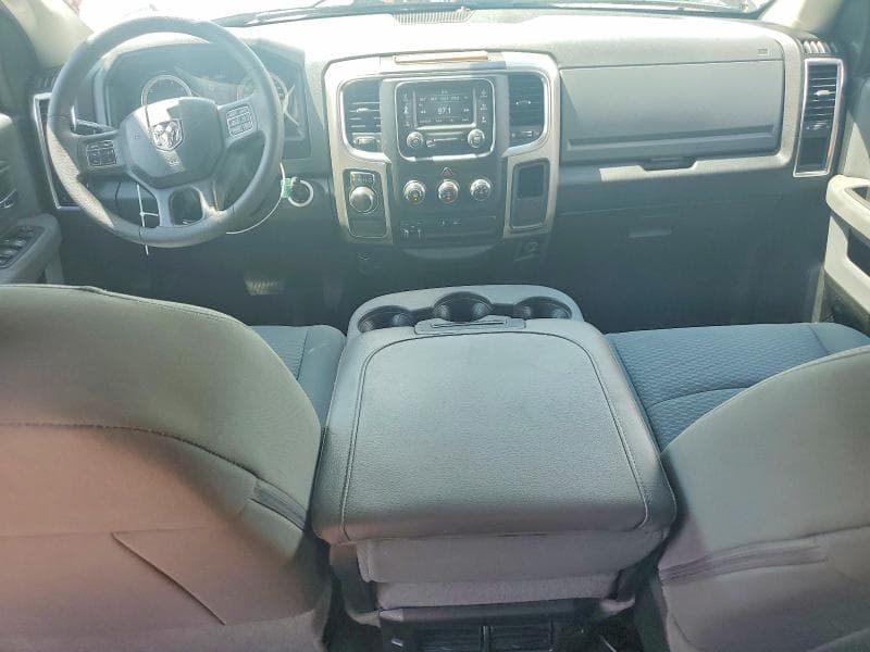 2019 RAM 1500 CLASSIC SLT 8