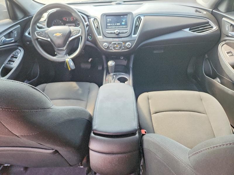 2017 CHEVROLET MALIBU LS 8