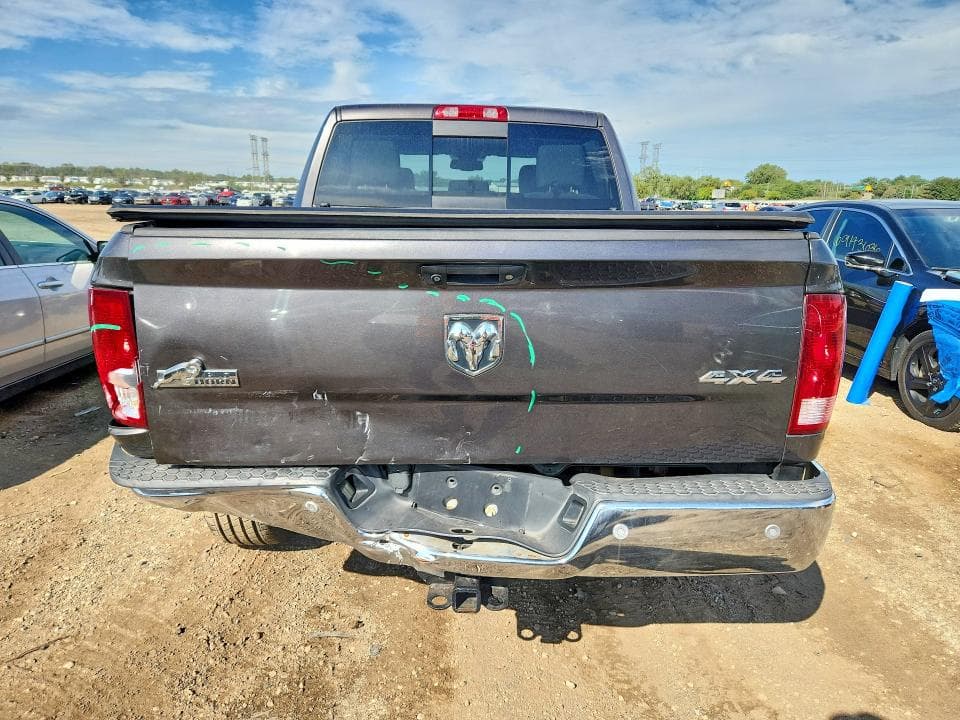 2018 RAM 1500 SLT 6