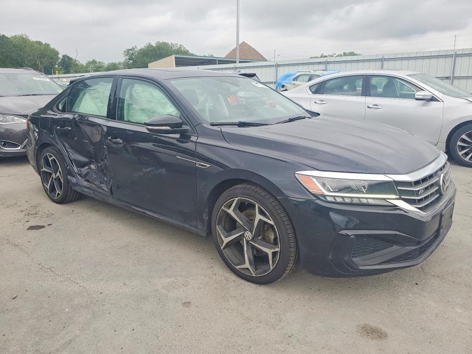 2020 VOLKSWAGEN PASSAT R-LINE 4