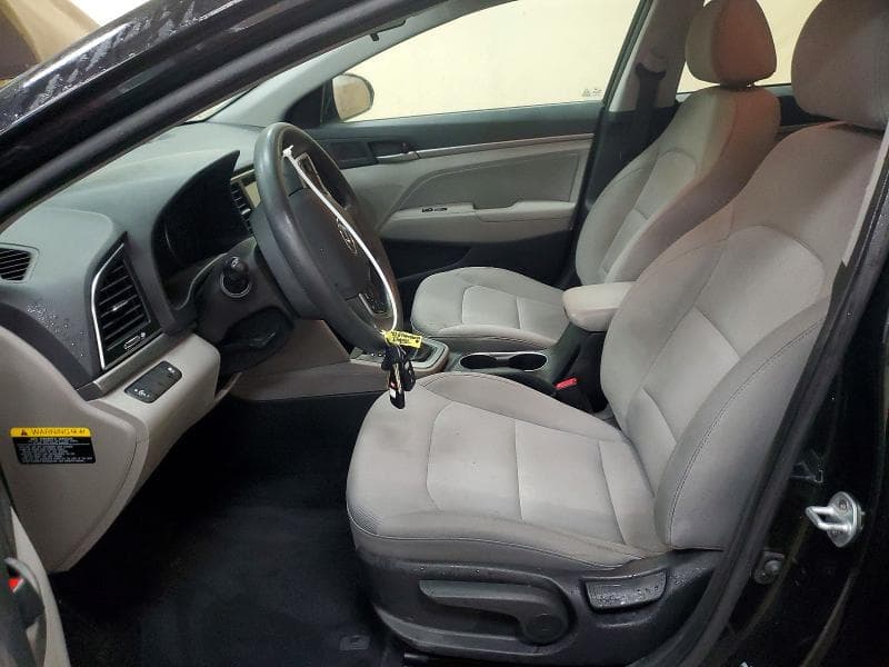 2017 HYUNDAI ELANTRA SE 7