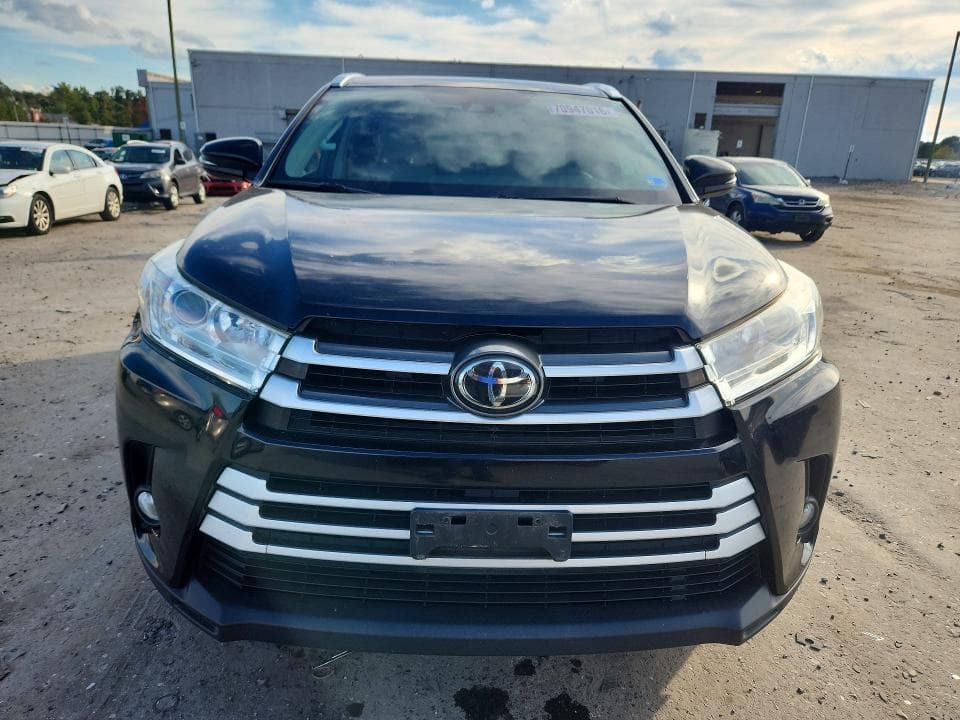 2017 TOYOTA HIGHLANDER XLE 5