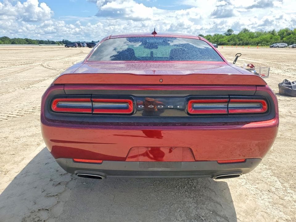 2018 DODGE CHALLENGER SXT 6