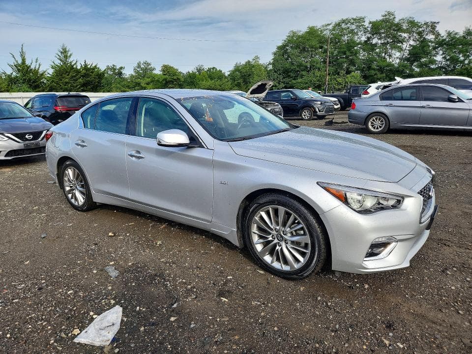 2018 INFINITI Q50 3.0T LUXE 4