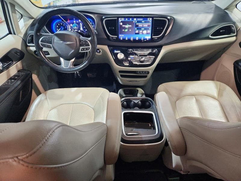 2021 CHRYSLER PACIFICA TOURING L 8