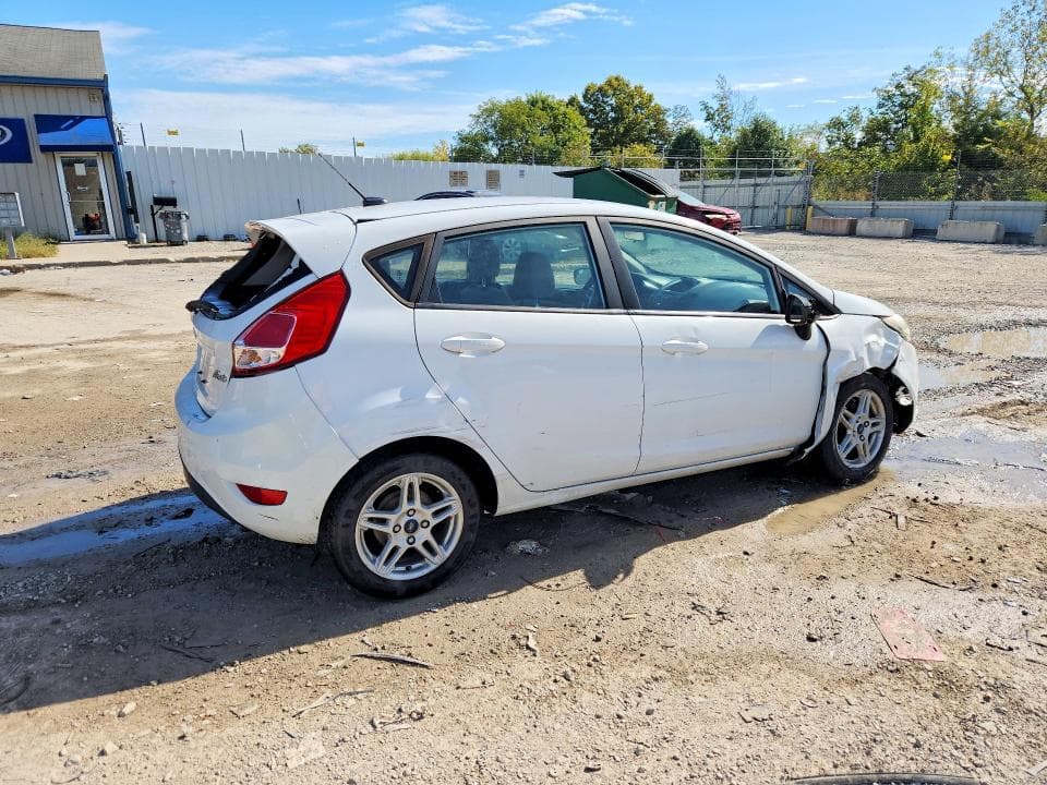2017 FORD FIESTA SE 3