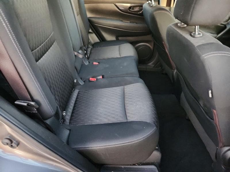 2019 NISSAN ROGUE S 10