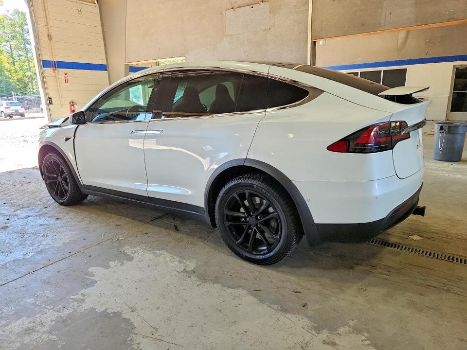 2017 TESLA MODEL X 2