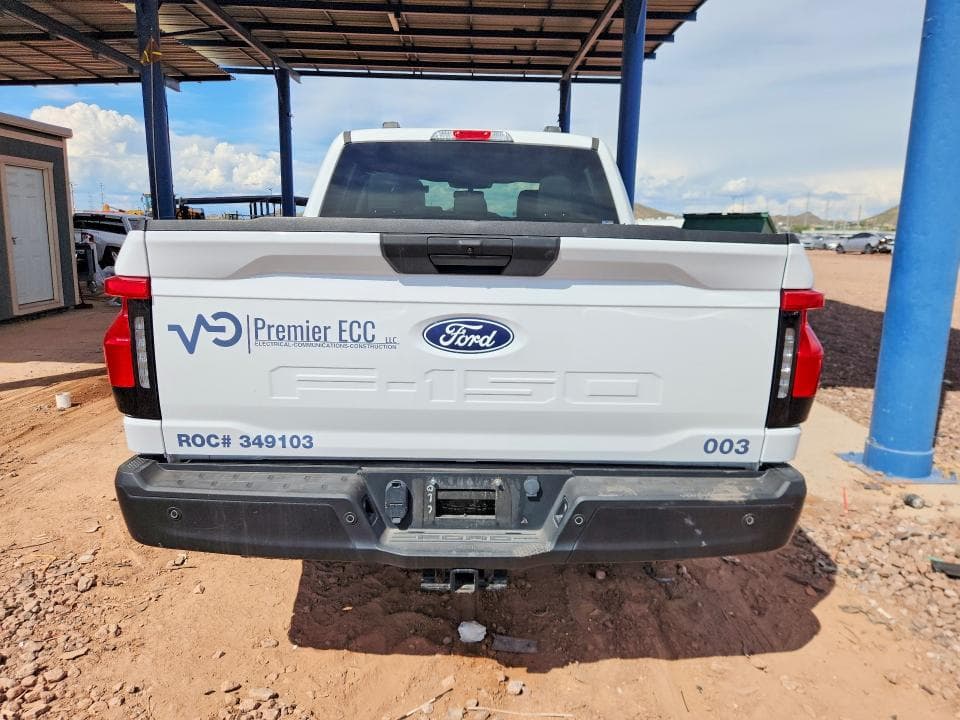 2025 FORD F150 LIGHTNING PRO 6