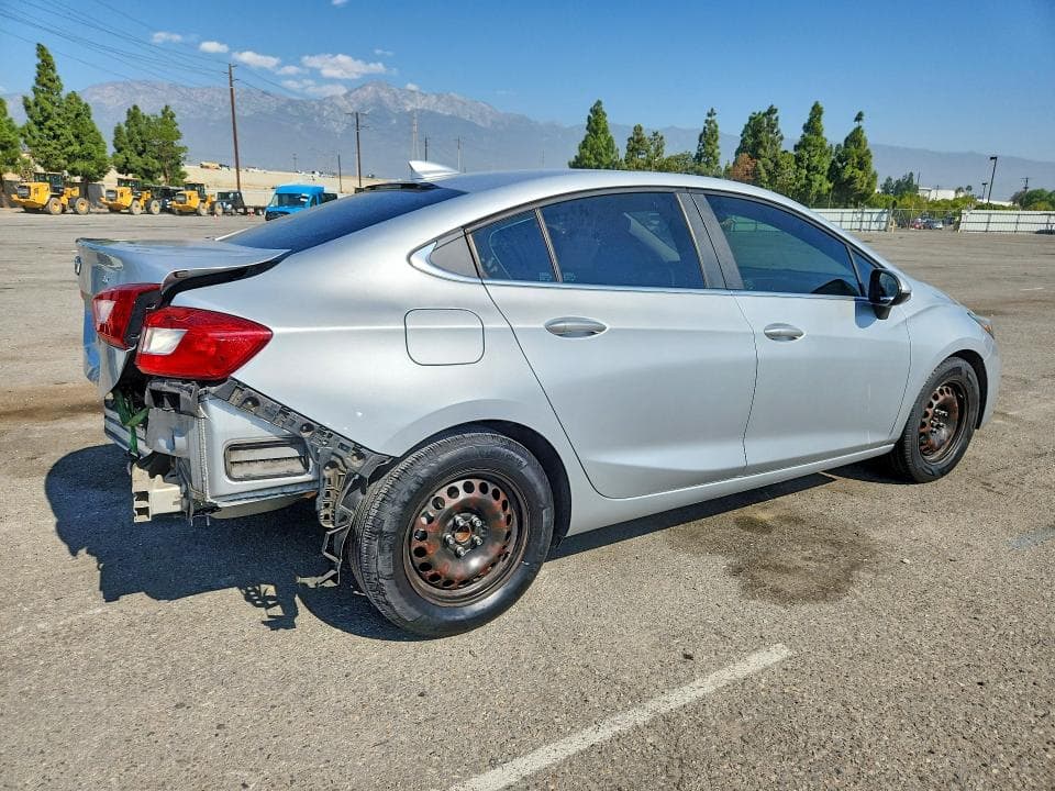 2018 CHEVROLET CRUZE LT 3