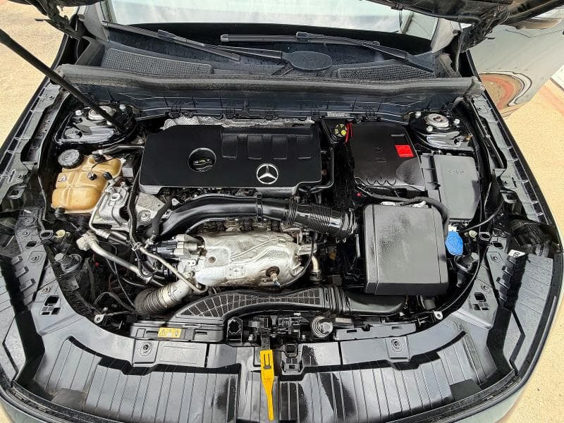 2021 MERCEDES-BENZ GLB 250 7