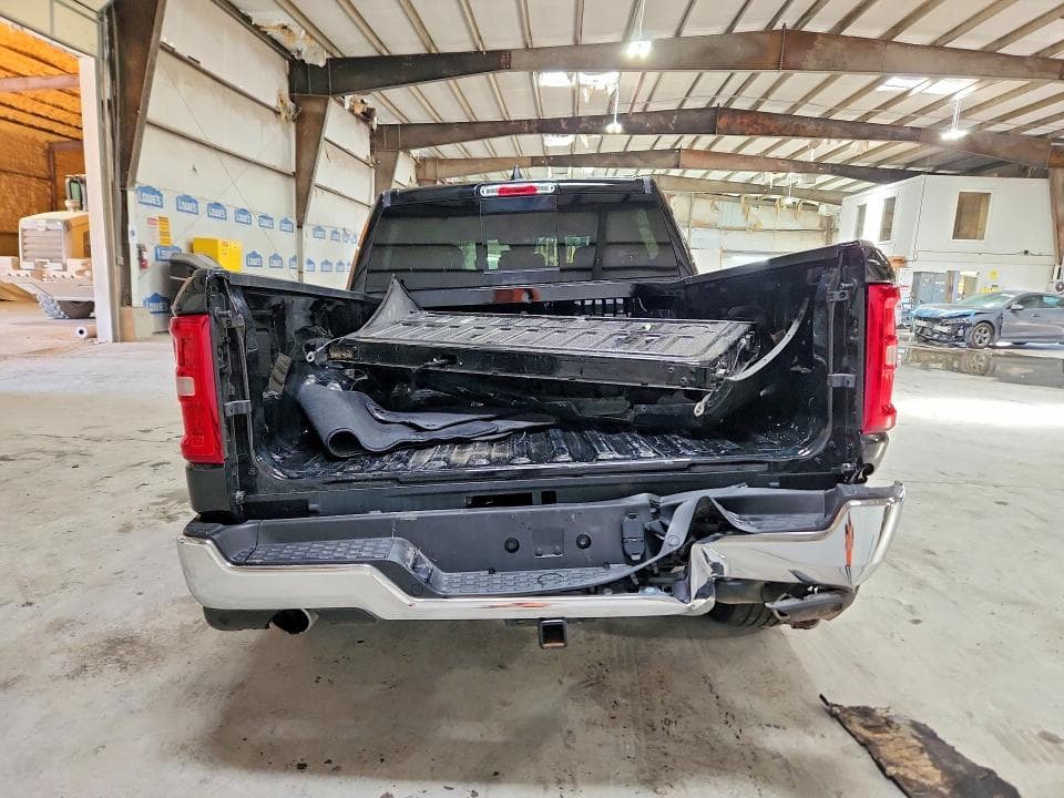2026 RAM 1500 LARAMIE 6