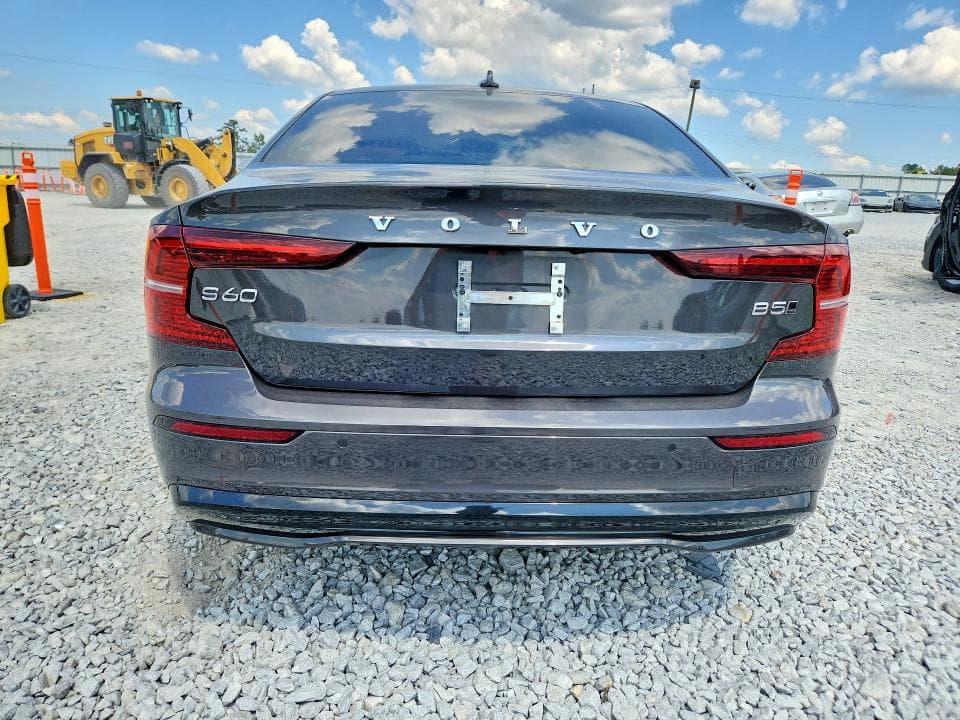 2023 VOLVO S60 PLUS 6