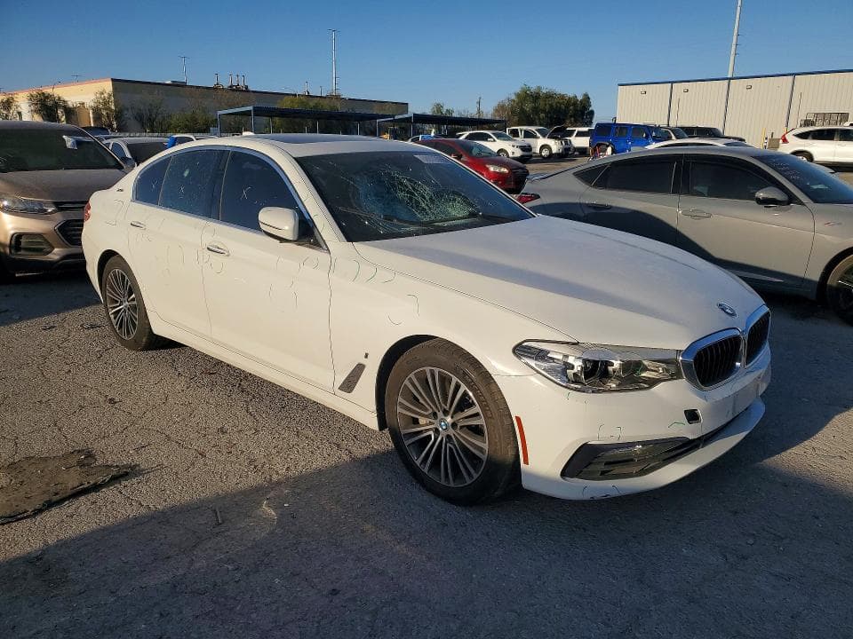 2018 BMW 530E 4
