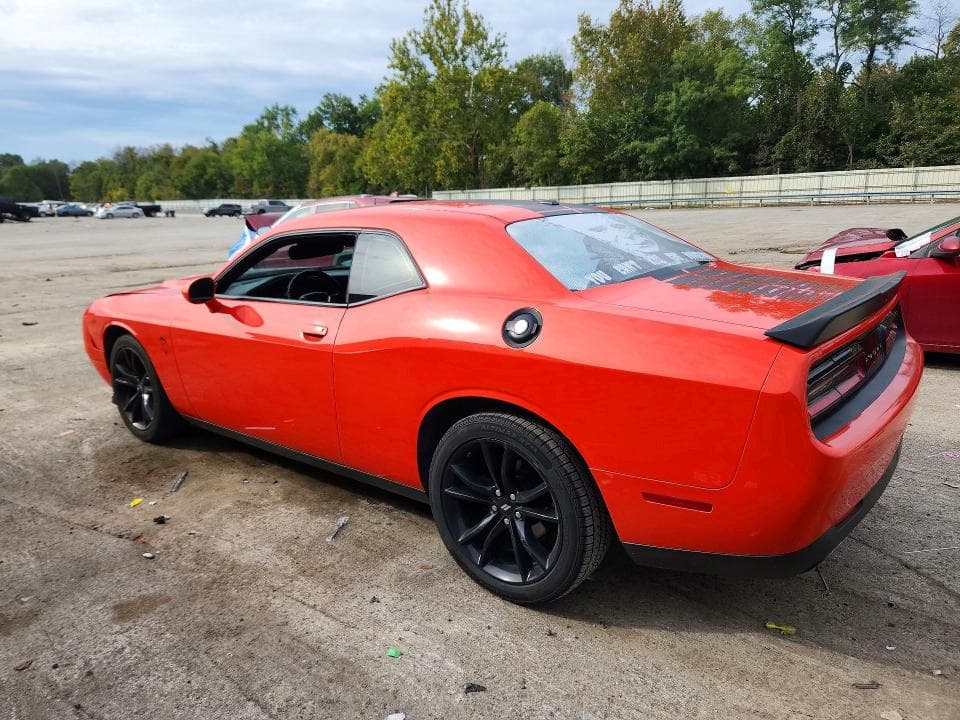 2017 DODGE CHALLENGER SXT 2