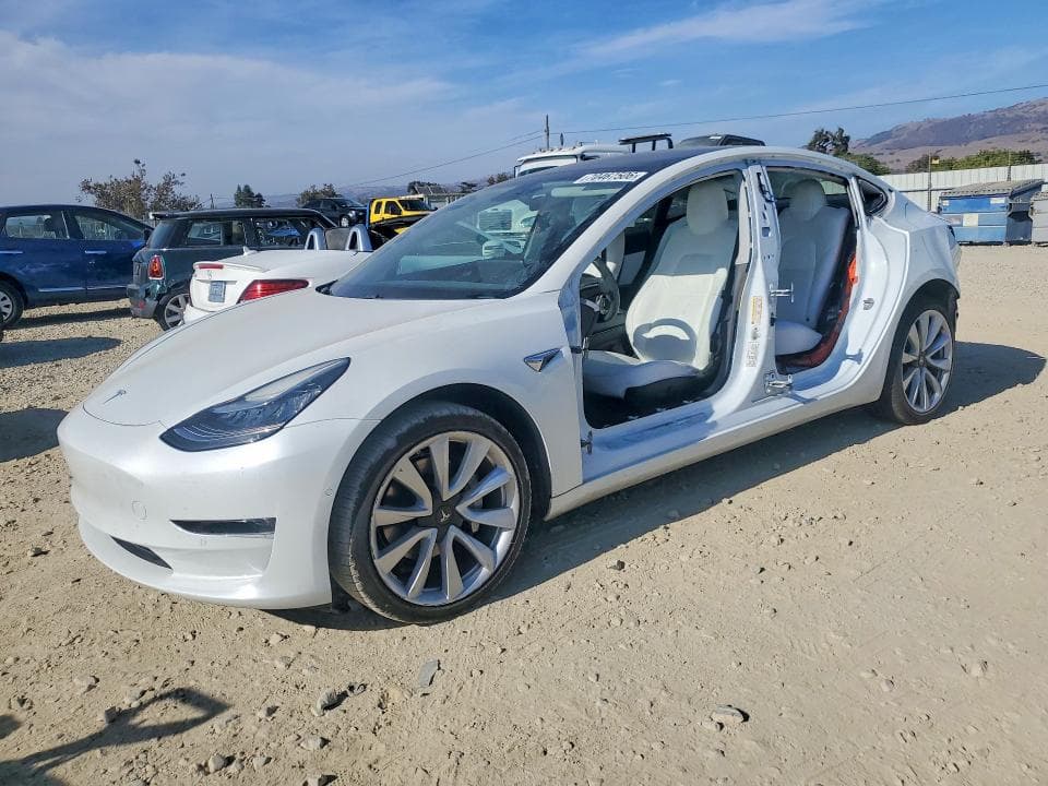 2020 TESLA MODEL 3 - 1
