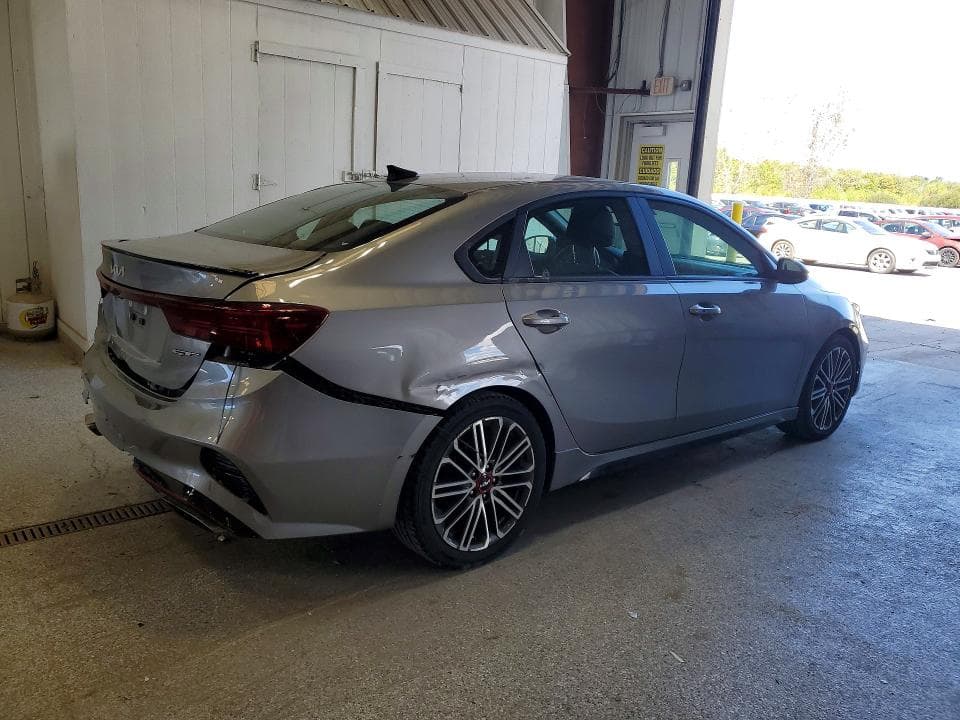 2023 KIA FORTE GT 3