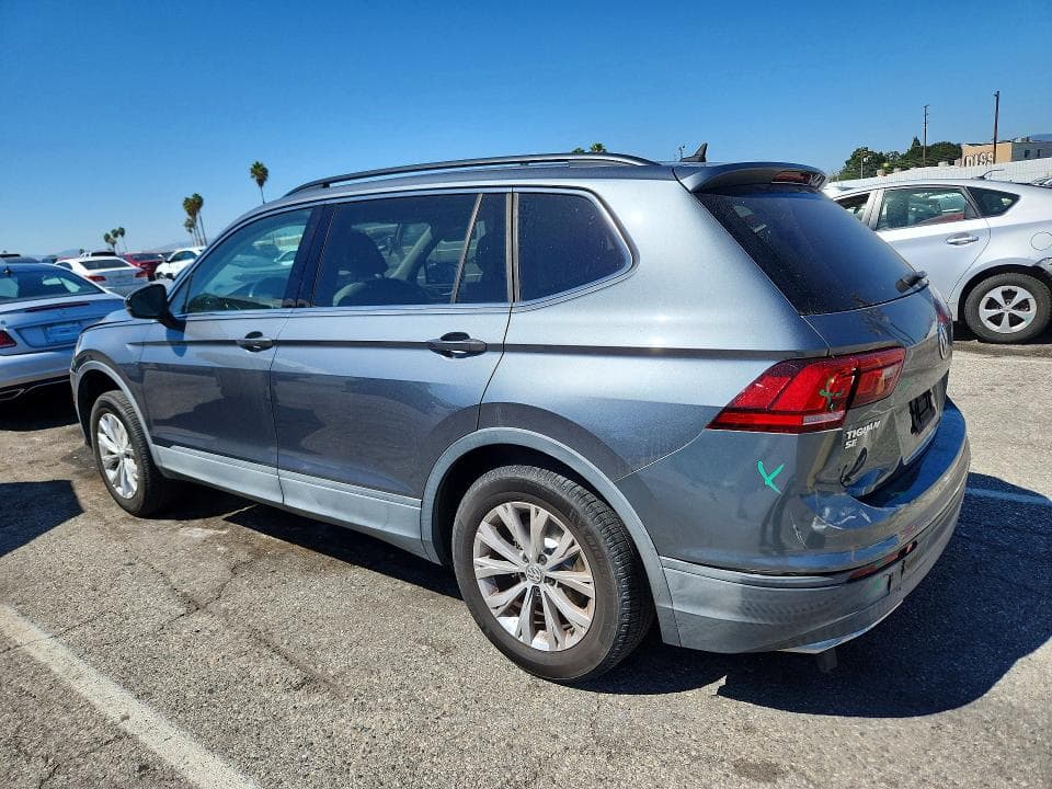 2019 VOLKSWAGEN TIGUAN SE 2