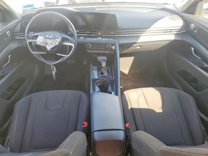 2025 HYUNDAI ELANTRA SEL 8