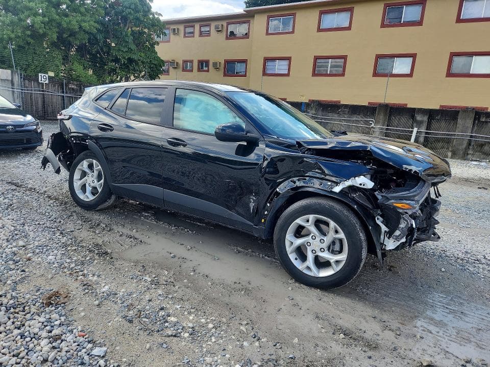 2024 CHEVROLET TRAX LS 4