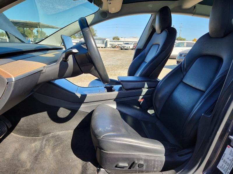 2018 TESLA MODEL 3 7