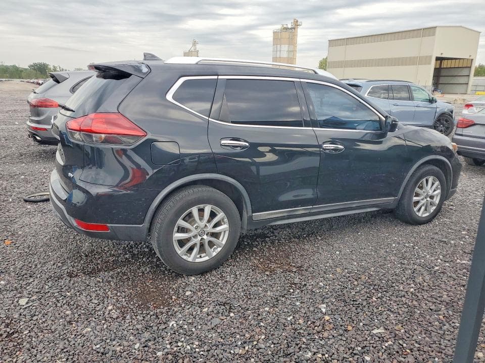 2018 NISSAN ROGUE SV 3