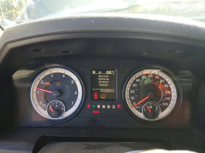 2017 RAM 1500 SLT 9