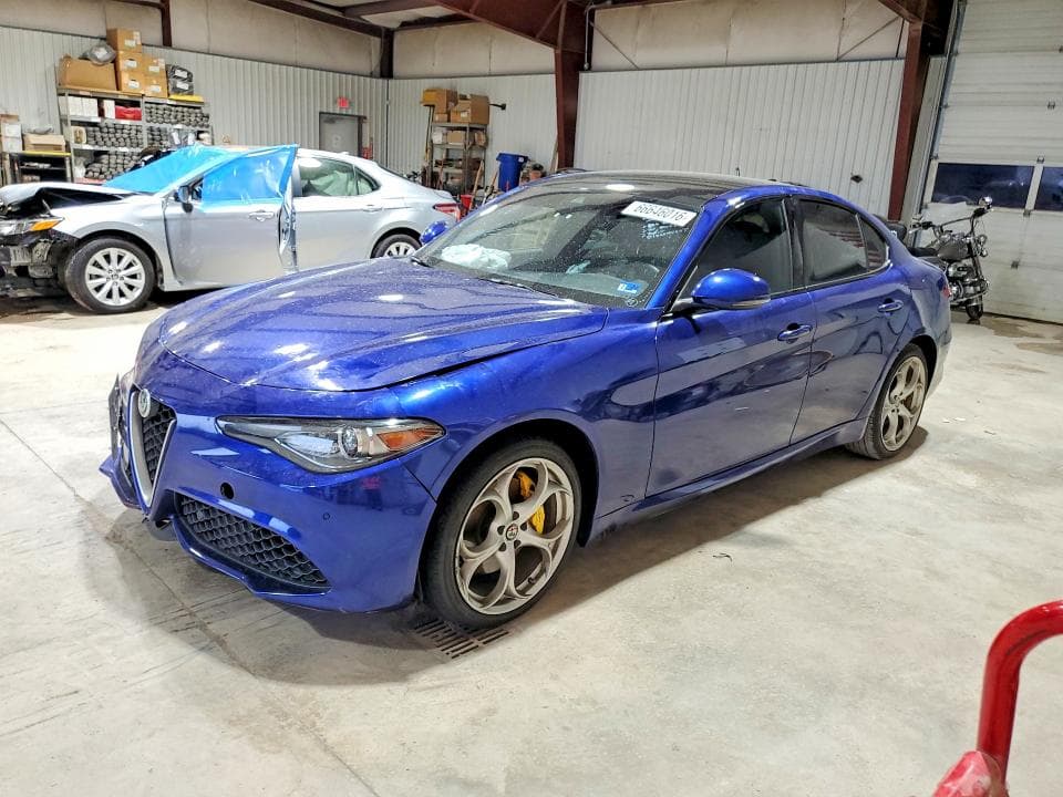 2021 ALFA ROMEO GIULIA TI - 1