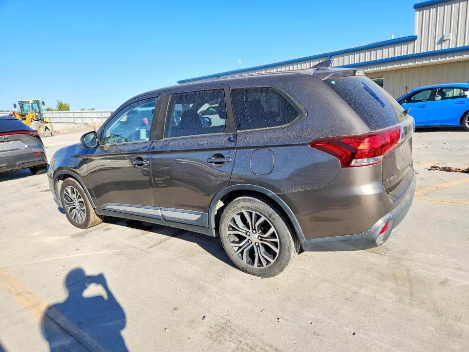 2018 MITSUBISHI OUTLANDER SE 2