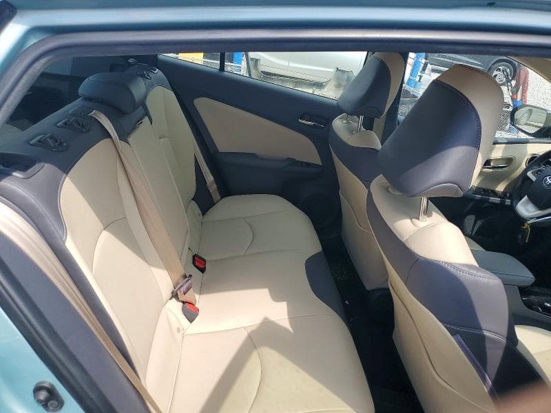2017 TOYOTA PRIUS FOUR 10