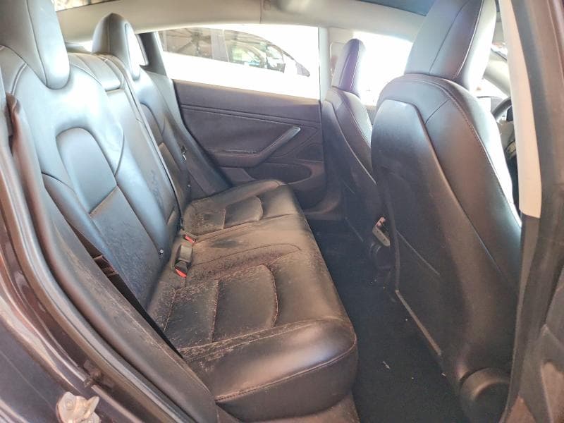 2018 TESLA MODEL 3 10