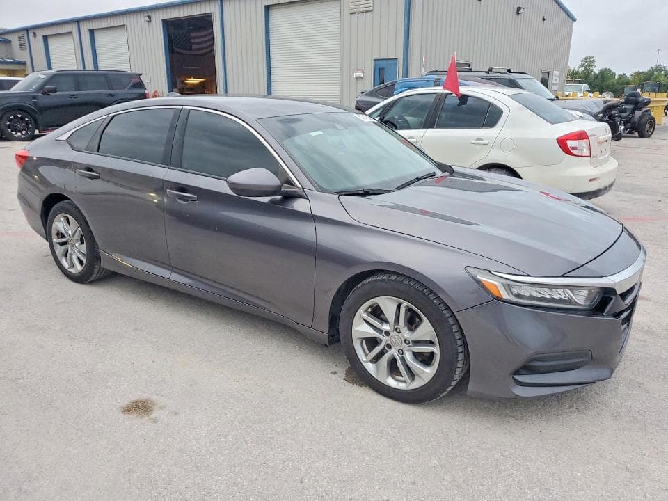 2018 HONDA ACCORD LX 4