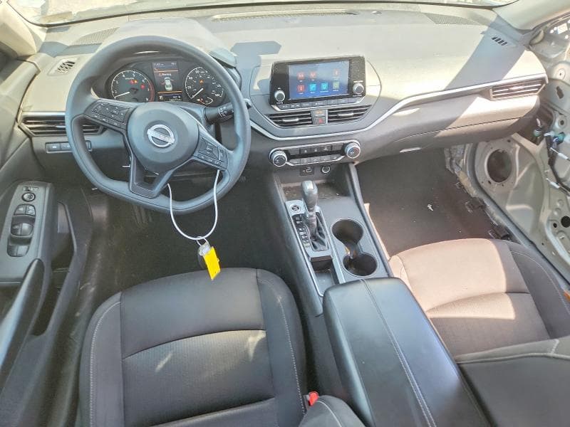 2023 NISSAN ALTIMA S 8