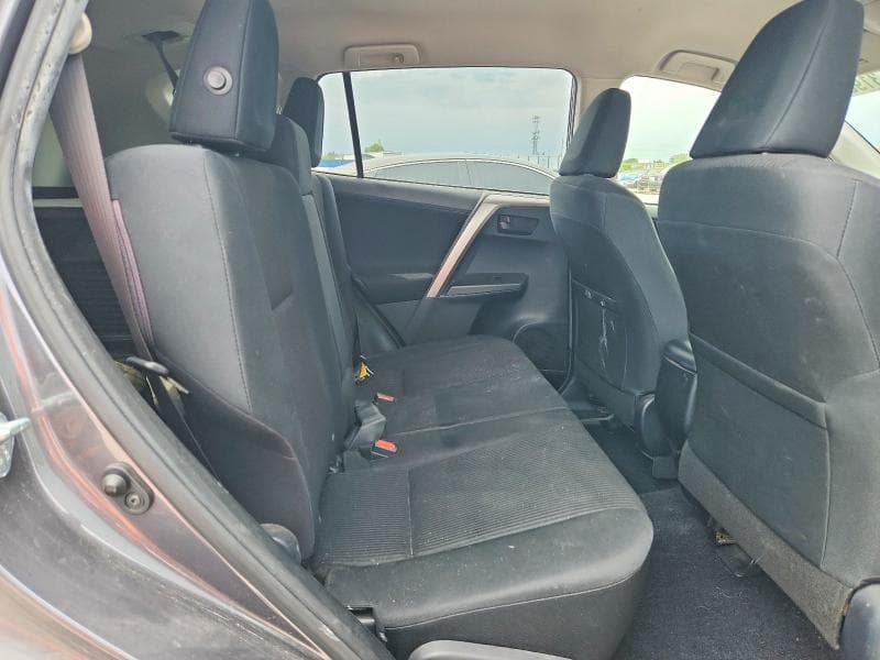 2018 TOYOTA RAV4 LE 10